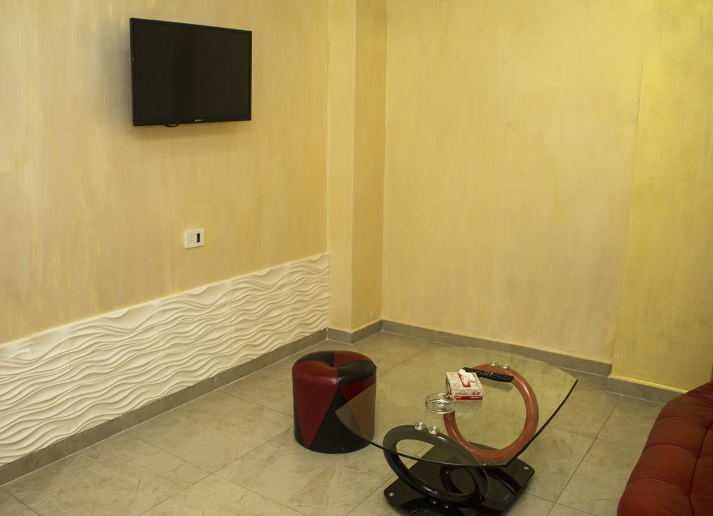 Mirage Hotel Yerevan Exterior photo