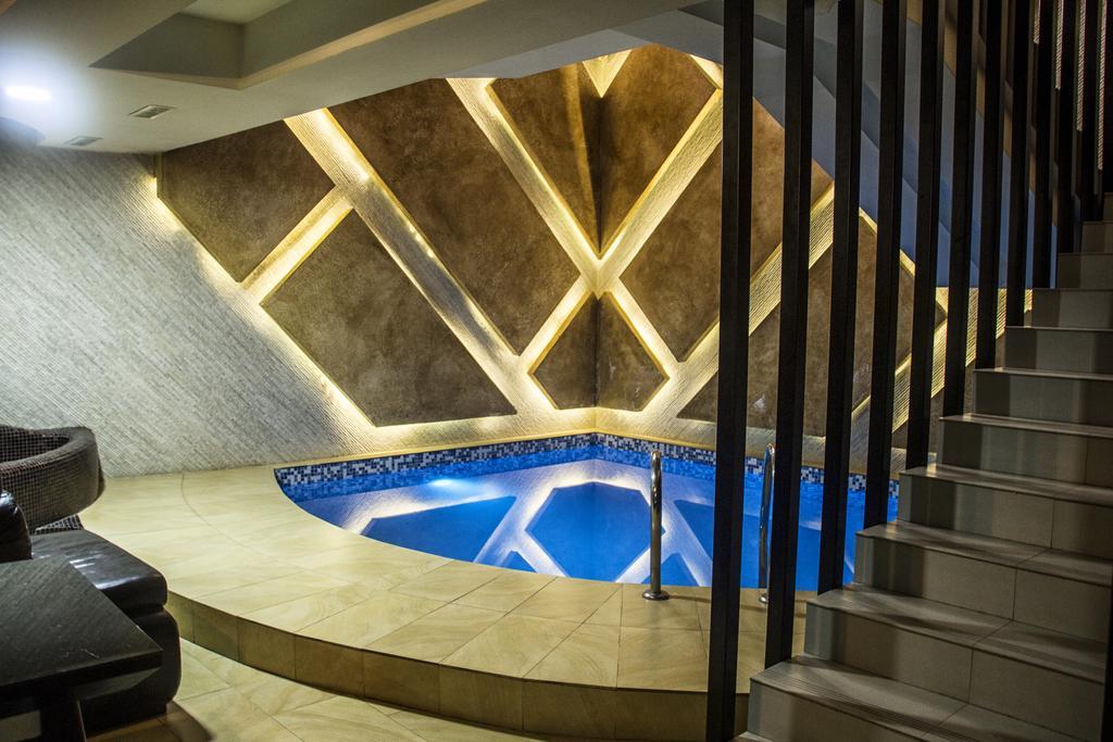 Mirage Hotel Yerevan Exterior photo